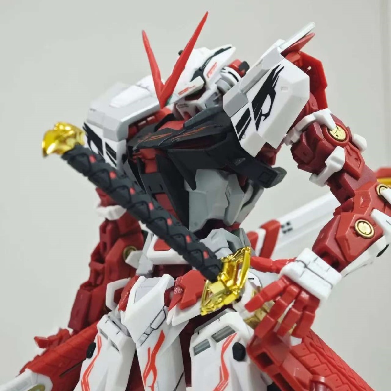 Astray Red Frame Model-58 1/14 - đánh giá và giá Model Kit Lancelot