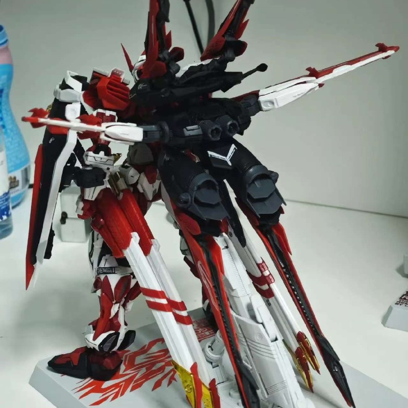 Astray Red Frame Model-58 1/14 - đánh giá và giá Model Kit Lancelot
