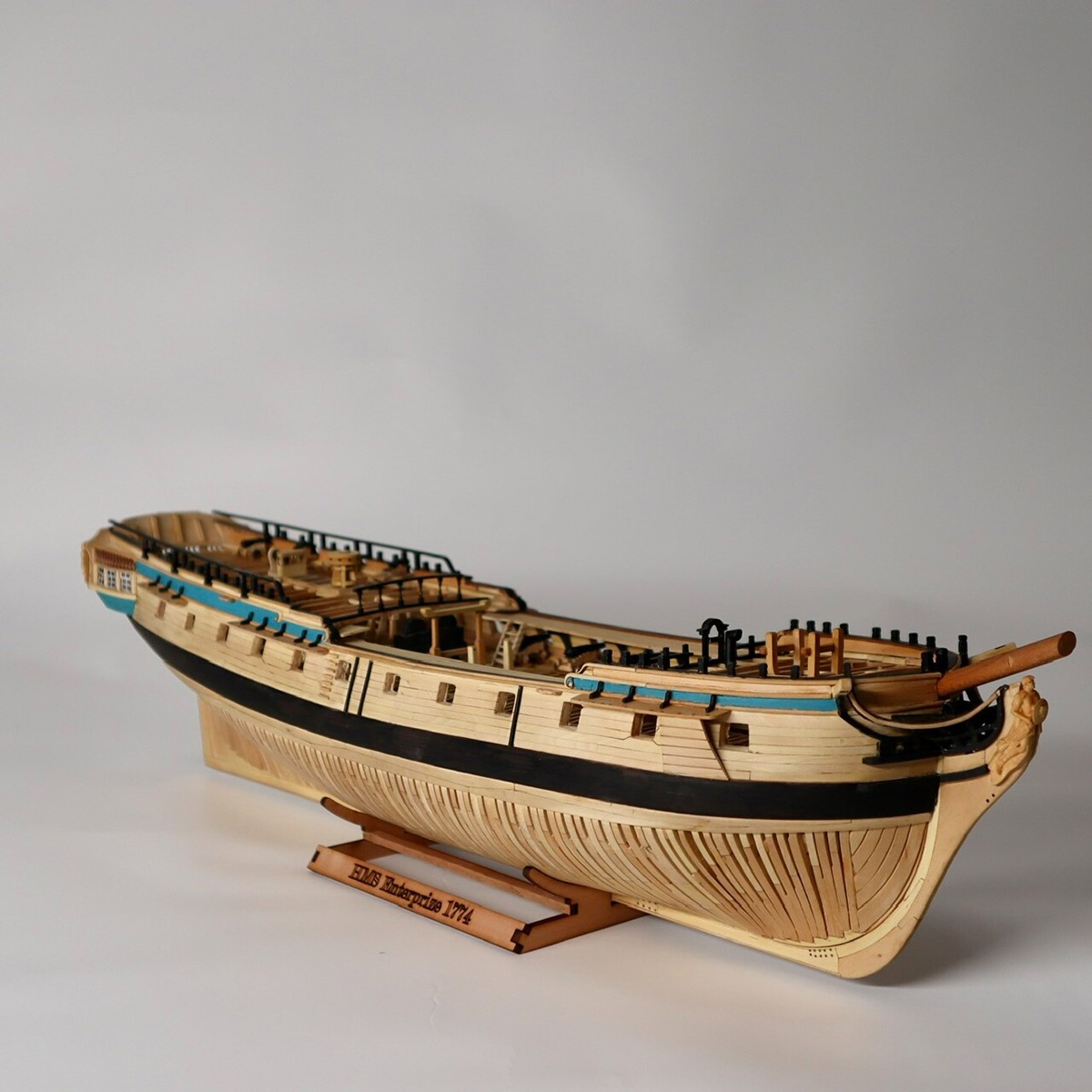 1/96 Simulation Enterprise Sai - đánh giá và giá Model Kit Yacht