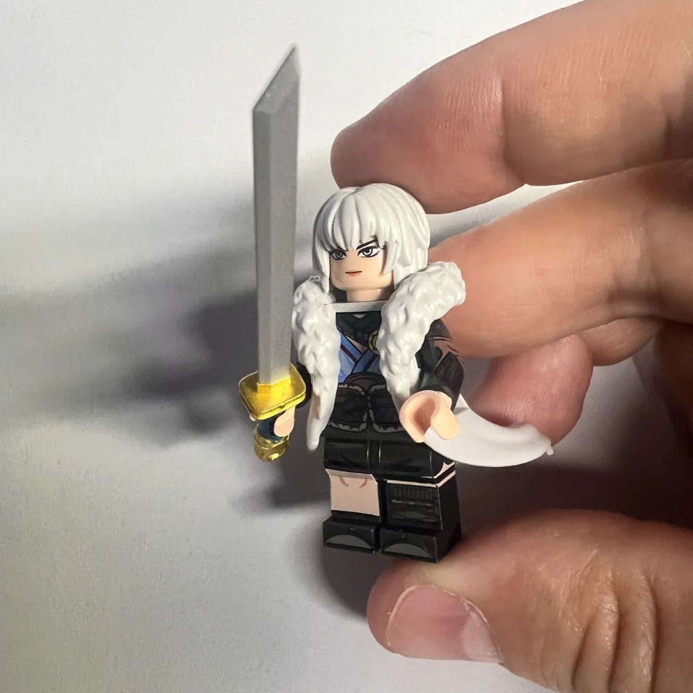 White Moon Queen Animalize Mar - đánh giá và giá Model Kit Eva